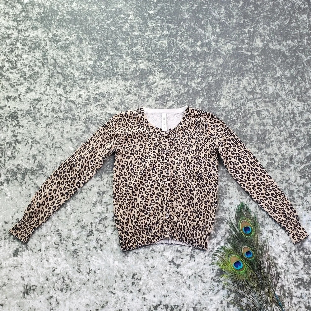Cherokee Leopard Print Cardigan‎